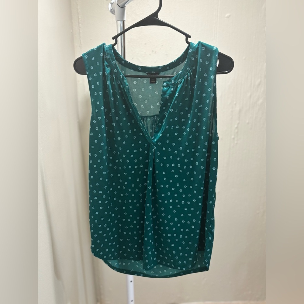 Ann Taylor Teal Sleeveless Blouse with Dot Pattern